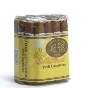 Jose Piedra Petit Cazadores cigars -  Bundle of 12 Cigars