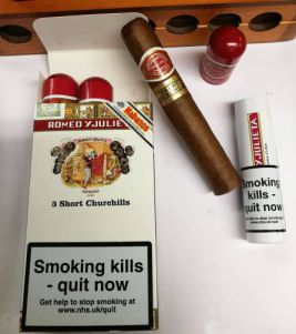 Romeo Y Julieta Short  Churchill Cigars - Pack of Three