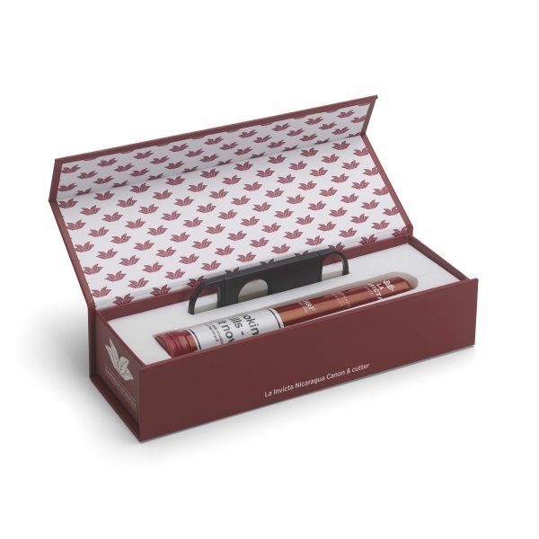 La Invicta Canon Cigar with Cigar Cutter in a Gift Box