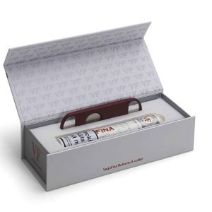 A VegaFina Handmade Robusto Cigar Gift Box