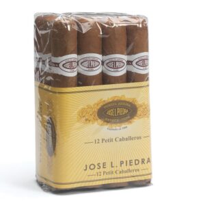 Jose Piedra Petit  Caballeros cigar - Pack of 12 cigars
