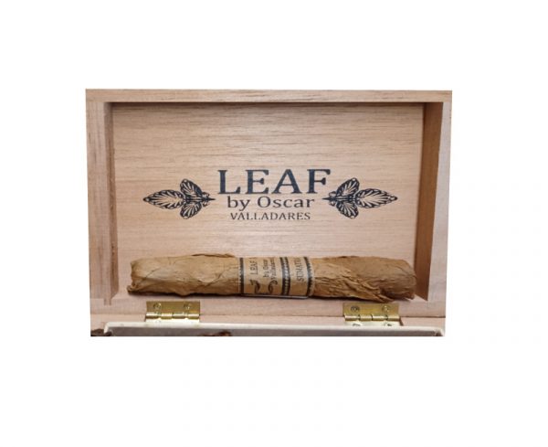 Oscar Valladares Leaf Oscar Maduro Robusto Cigar