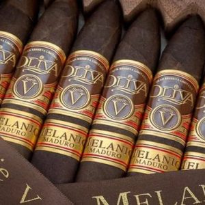 Oliva serie V Melanio Maduro Figurado - Box of 10