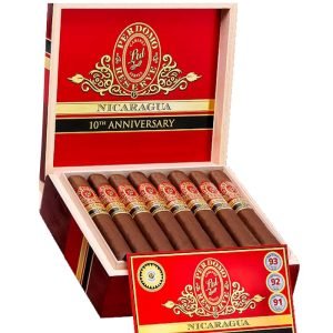 Perdomo - Reserve 10th Anniversary Sun Grown - Robusto - Box of 25 Cigars
