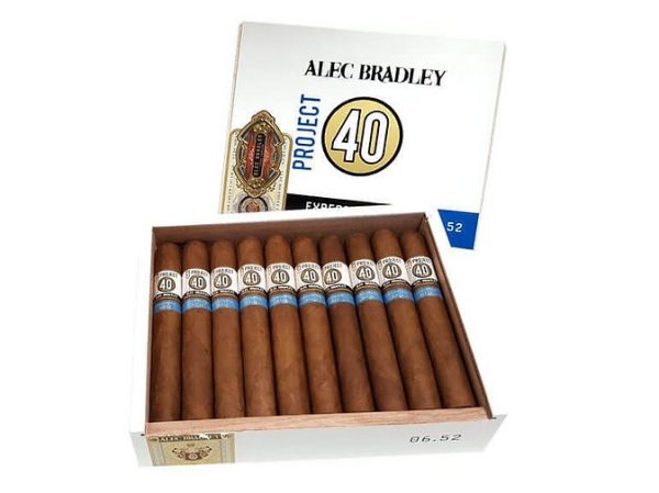 Alec Bradley Project 40 Robusto - Box of 24