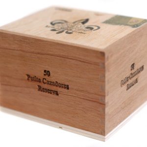 Tatuaje Petit Cazdores Cigar - Box of 50